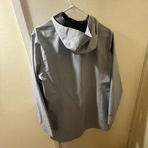 Women's Eddie Bauer Rain WeatherEdge Jacket